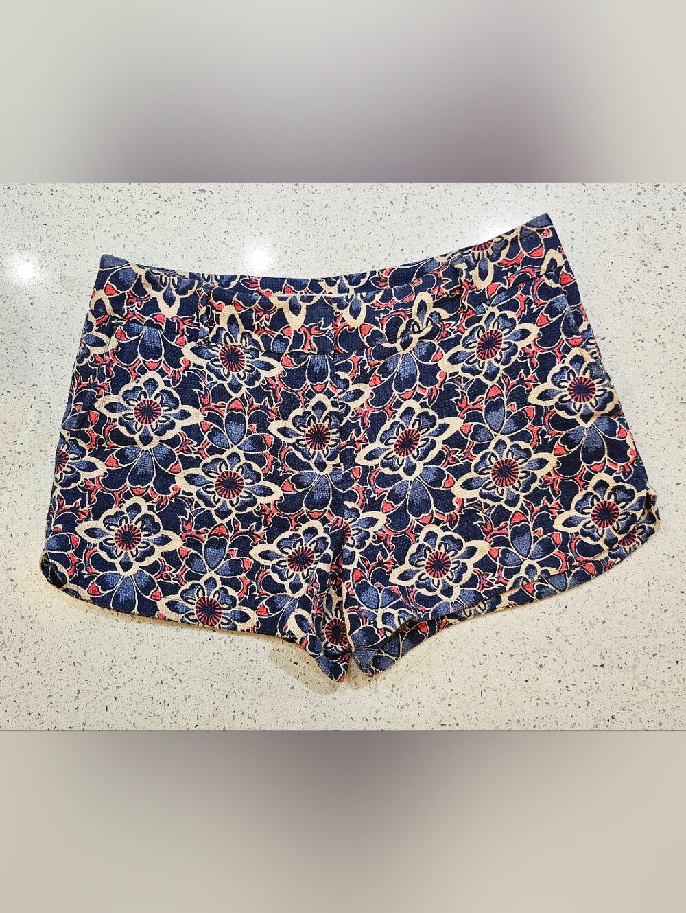 8- LOFT- Floral Women’s Shorts